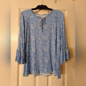 Croft & Barrow Blue and White Floral Blouse